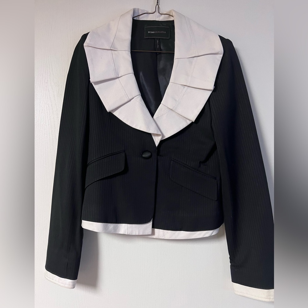 BCBG MaxAzria Blazer Jacket - size XS